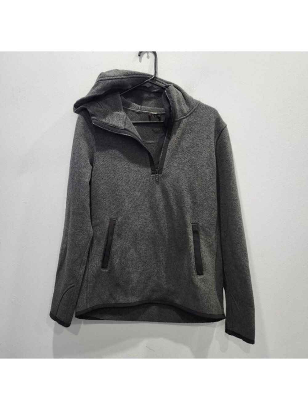 Lululemon Its Fleecing Cold Pullover Heathered Black / Black